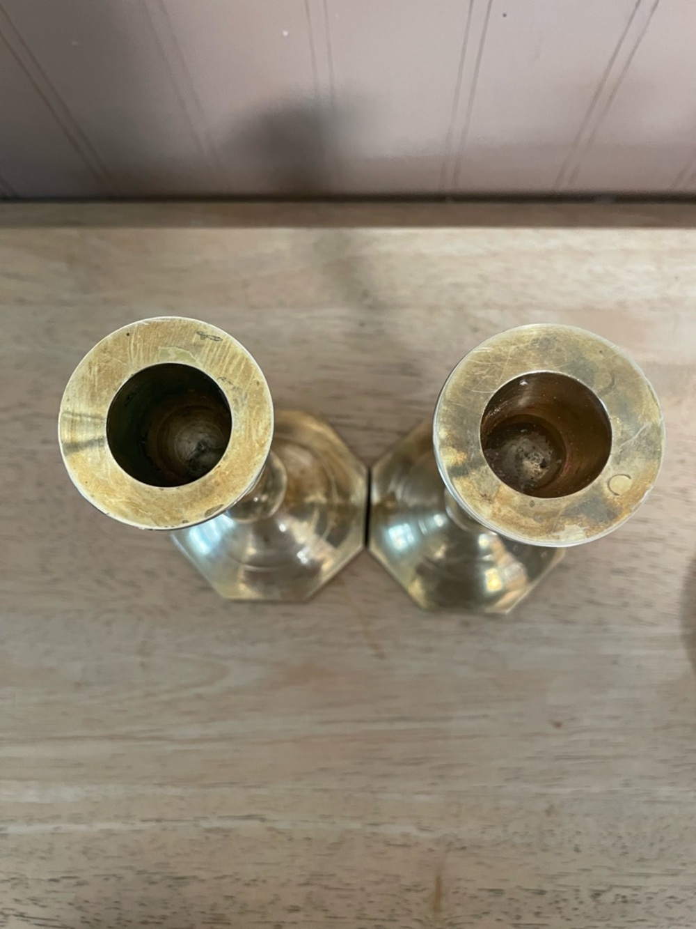 Collection of 4 solid brass taper candle holders, 2 stands, 1 leaf. I heart swan - Picture 4 of 12